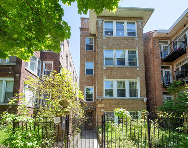4825 N Sawyer Avenue - Photo Thumbnail 1