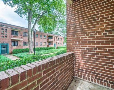 1381 Normandy Drive Ne - Photo Thumbnail 14