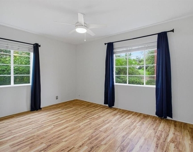 1381 Normandy Drive Ne - Photo Thumbnail 13