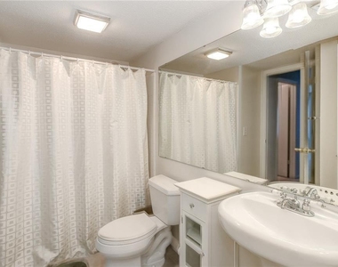 44 Rumson Court Se - Photo Thumbnail 13