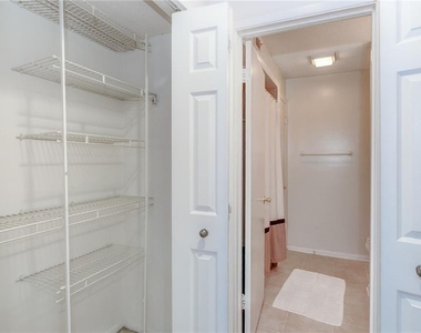 44 Rumson Court Se - Photo Thumbnail 18