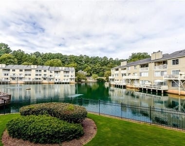 44 Rumson Court Se - Photo Thumbnail 31