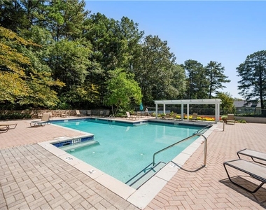 44 Rumson Court Se - Photo Thumbnail 23