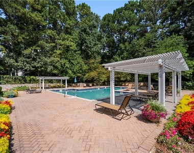 44 Rumson Court Se - Photo Thumbnail 25