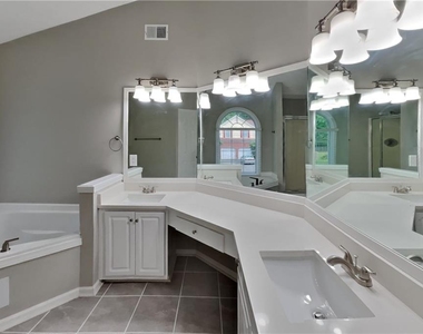 224 Bennett Farms Trail - Photo Thumbnail 9