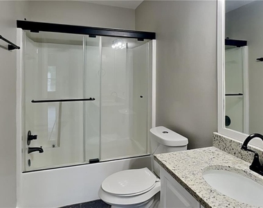 4240 Moccasin Trail - Photo Thumbnail 14