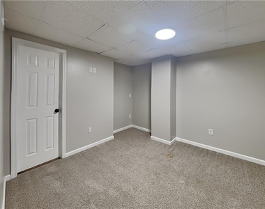 4240 Moccasin Trail - Photo Thumbnail 15