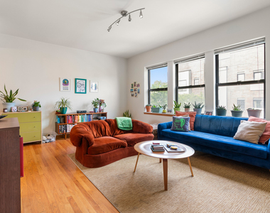 39 N Paulina Avenue - Photo Thumbnail 1
