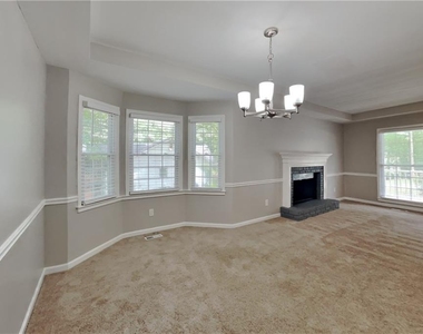 1746 Charrington Way - Photo Thumbnail 4