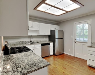 1746 Charrington Way - Photo Thumbnail 3