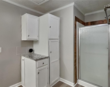 1746 Charrington Way - Photo Thumbnail 8