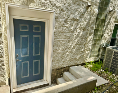821 S Bell Avenue - Photo Thumbnail 7