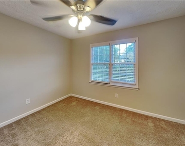 1589 Tennessee Walker Drive Ne - Photo Thumbnail 13
