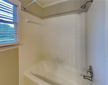 1589 Tennessee Walker Drive Ne - Photo Thumbnail 18