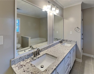 1589 Tennessee Walker Drive Ne - Photo Thumbnail 9