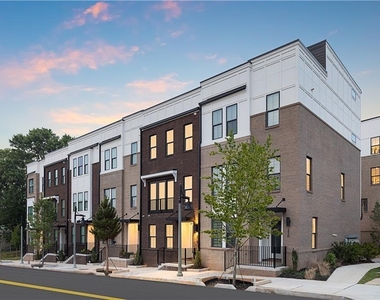 230 New Street - Photo Thumbnail 1