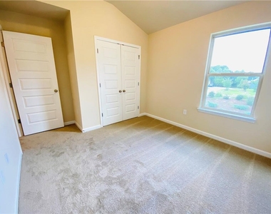 3681 Prospect Point Drive - Photo Thumbnail 25