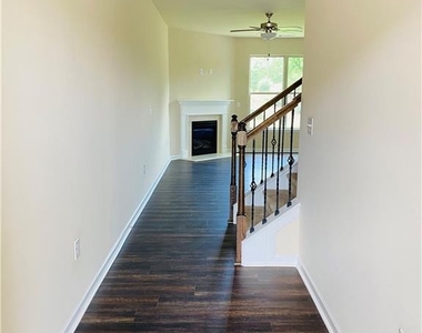 3681 Prospect Point Drive - Photo Thumbnail 2