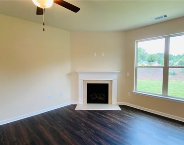 3681 Prospect Point Drive - Photo Thumbnail 5