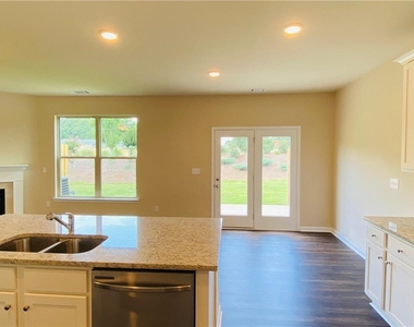 3681 Prospect Point Drive - Photo Thumbnail 9
