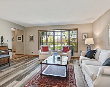 5631 S Elm Street - Photo Thumbnail 6