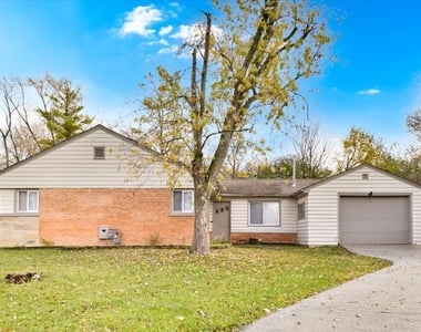 321 Onarga Street - Photo Thumbnail 2