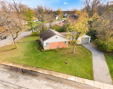 321 Onarga Street - Photo Thumbnail 4