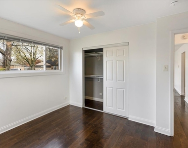 321 Onarga Street - Photo Thumbnail 13