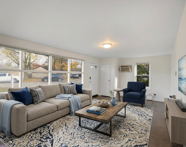 321 Onarga Street - Photo Thumbnail 7