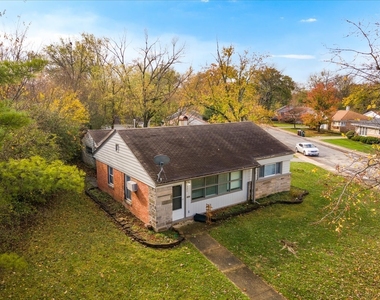321 Onarga Street - Photo Thumbnail 3