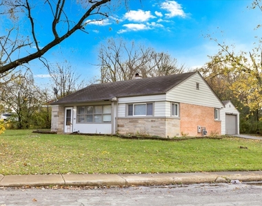 321 Onarga Street - Photo Thumbnail 1