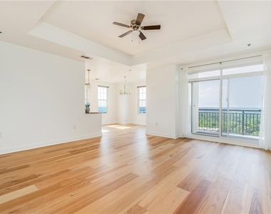 325 East Paces Ferry Road - Photo Thumbnail 2