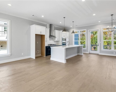 2035 Parkside Lane - Photo Thumbnail 11