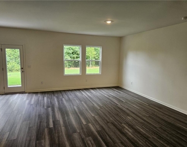 326 Silverton Drive - Photo Thumbnail 1