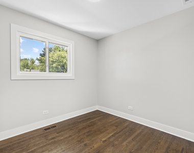 1570 Jefferson Road - Photo Thumbnail 16