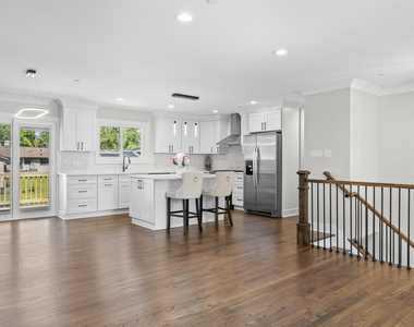 1570 Jefferson Road - Photo Thumbnail 9