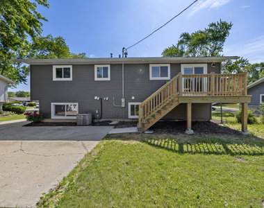 1570 Jefferson Road - Photo Thumbnail 4