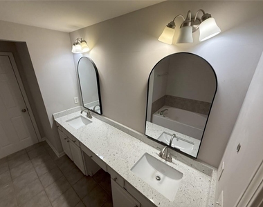 13340 Marrywood Court - Photo Thumbnail 15