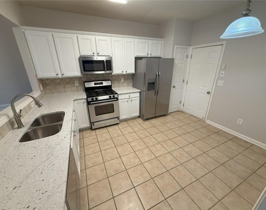 13340 Marrywood Court - Photo Thumbnail 4