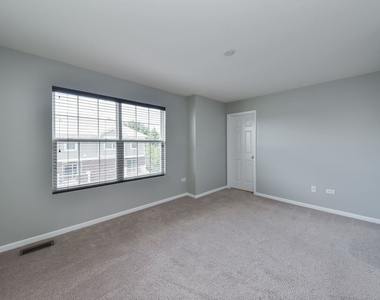 2511 Dunraven Avenue - Photo Thumbnail 13