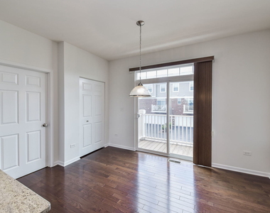 2511 Dunraven Avenue - Photo Thumbnail 7