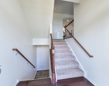 2511 Dunraven Avenue - Photo Thumbnail 1