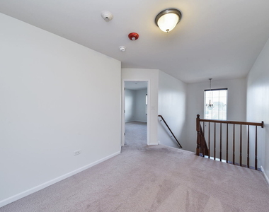 2511 Dunraven Avenue - Photo Thumbnail 10