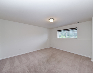 2511 Dunraven Avenue - Photo Thumbnail 15