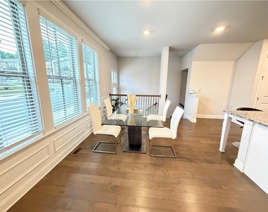 4236 Hickory Pine Alley - Photo Thumbnail 9