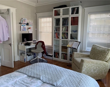 616 Seminole Avenue Ne - Photo Thumbnail 43