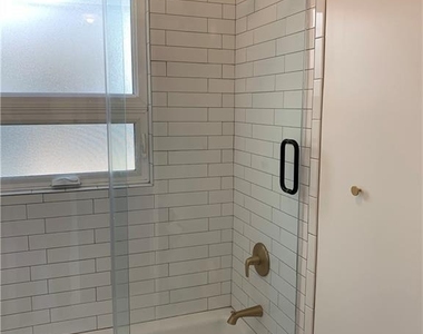 616 Seminole Avenue Ne - Photo Thumbnail 39