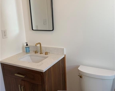 616 Seminole Avenue Ne - Photo Thumbnail 34