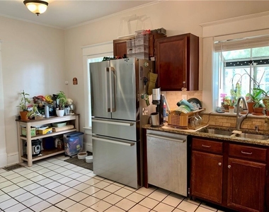 616 Seminole Avenue Ne - Photo Thumbnail 25