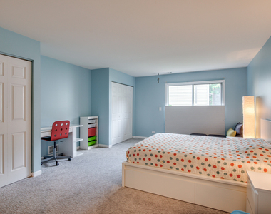 477 Village Green Road - Photo Thumbnail 12